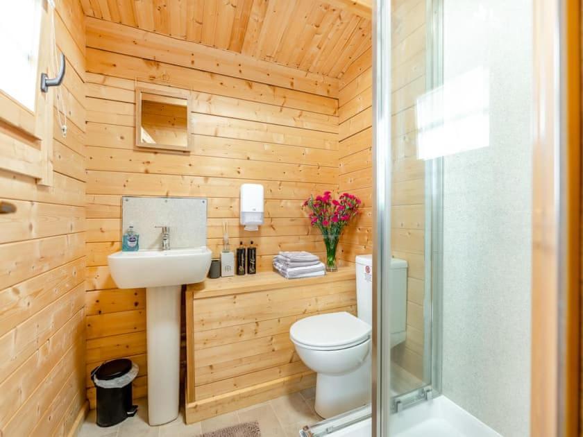 Lochinvar - Clydesdale Log Cabin With Hot Tub 艾尔德里 外观 照片