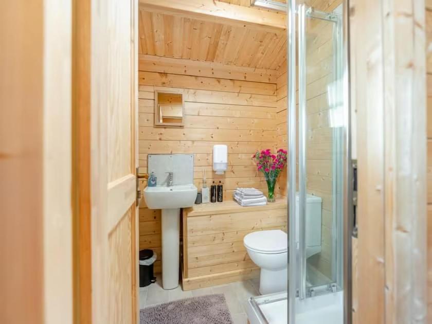 Lochinvar - Clydesdale Log Cabin With Hot Tub 艾尔德里 外观 照片